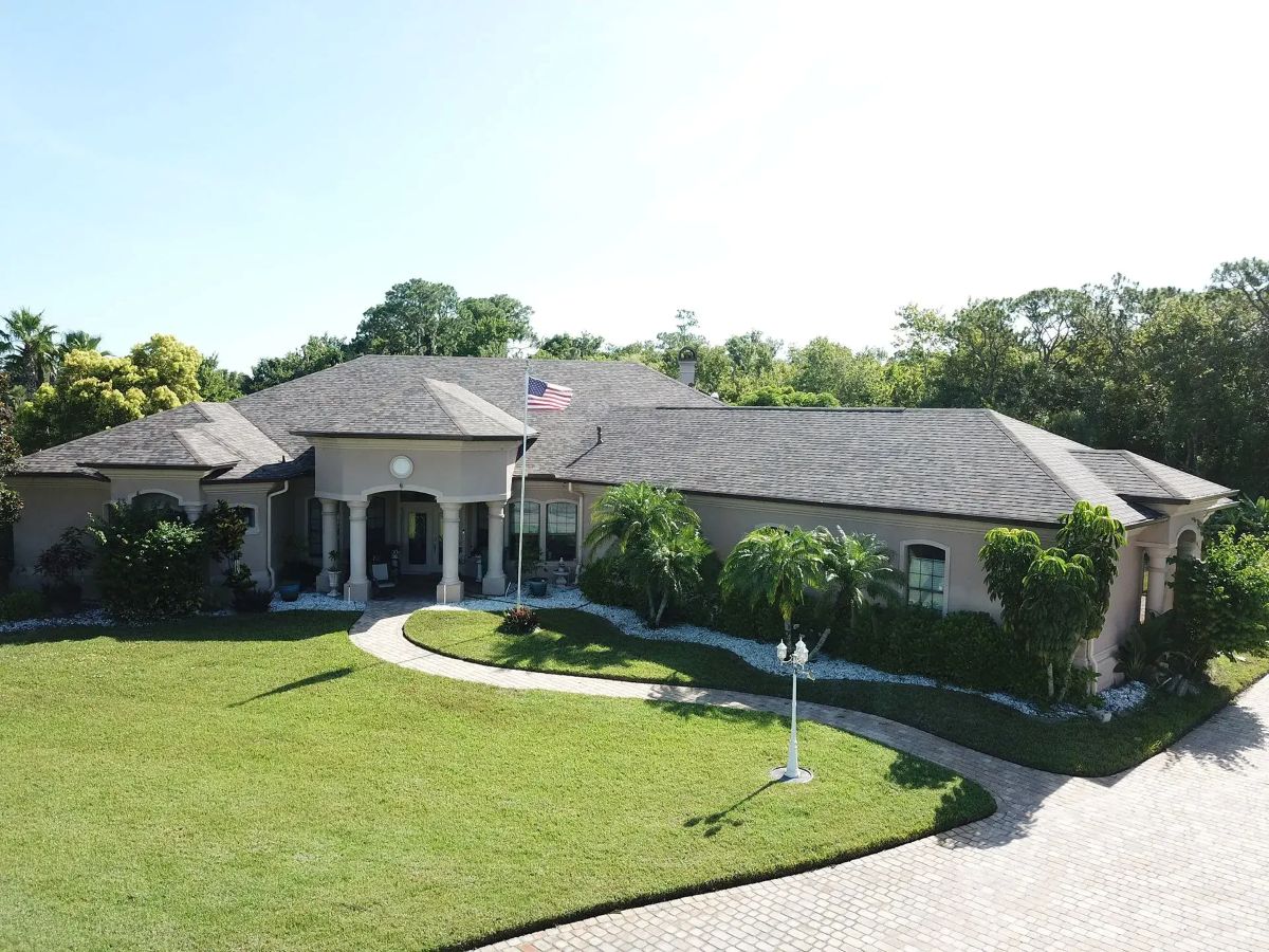 best roofing material for florida homes big house in USA american flag shingles roof